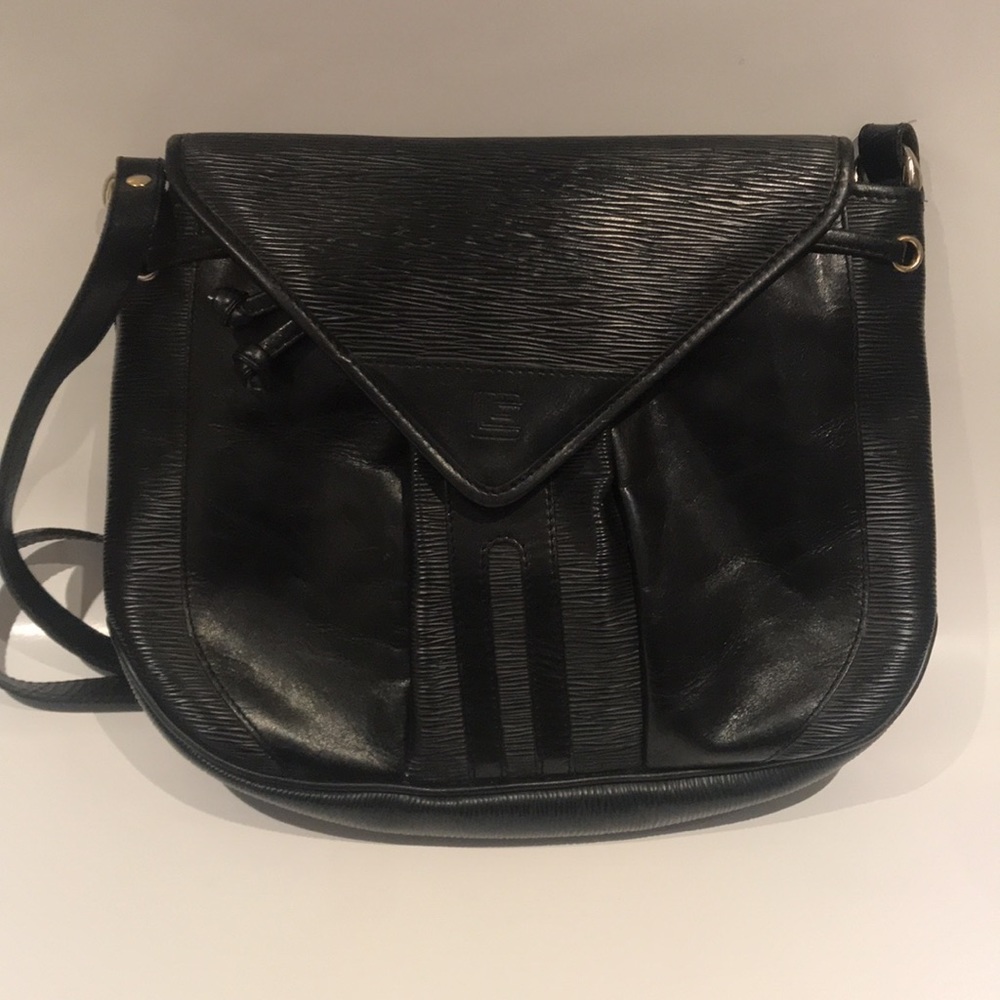 Guy Laroche leather purse
